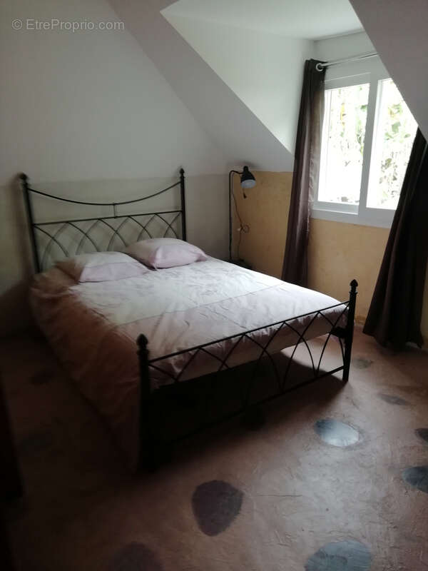 MAISON F7/8  - 180 m2 - Terrain 1200 m2 - BDN SAINTE CLOTILDE (97490) - photo 14