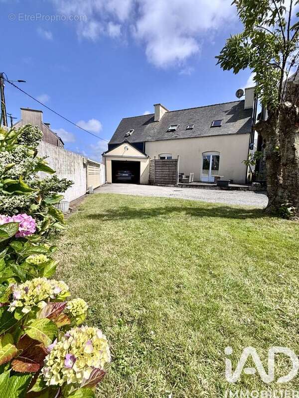 Photo 2 - Maison à PLOUGUERNEAU