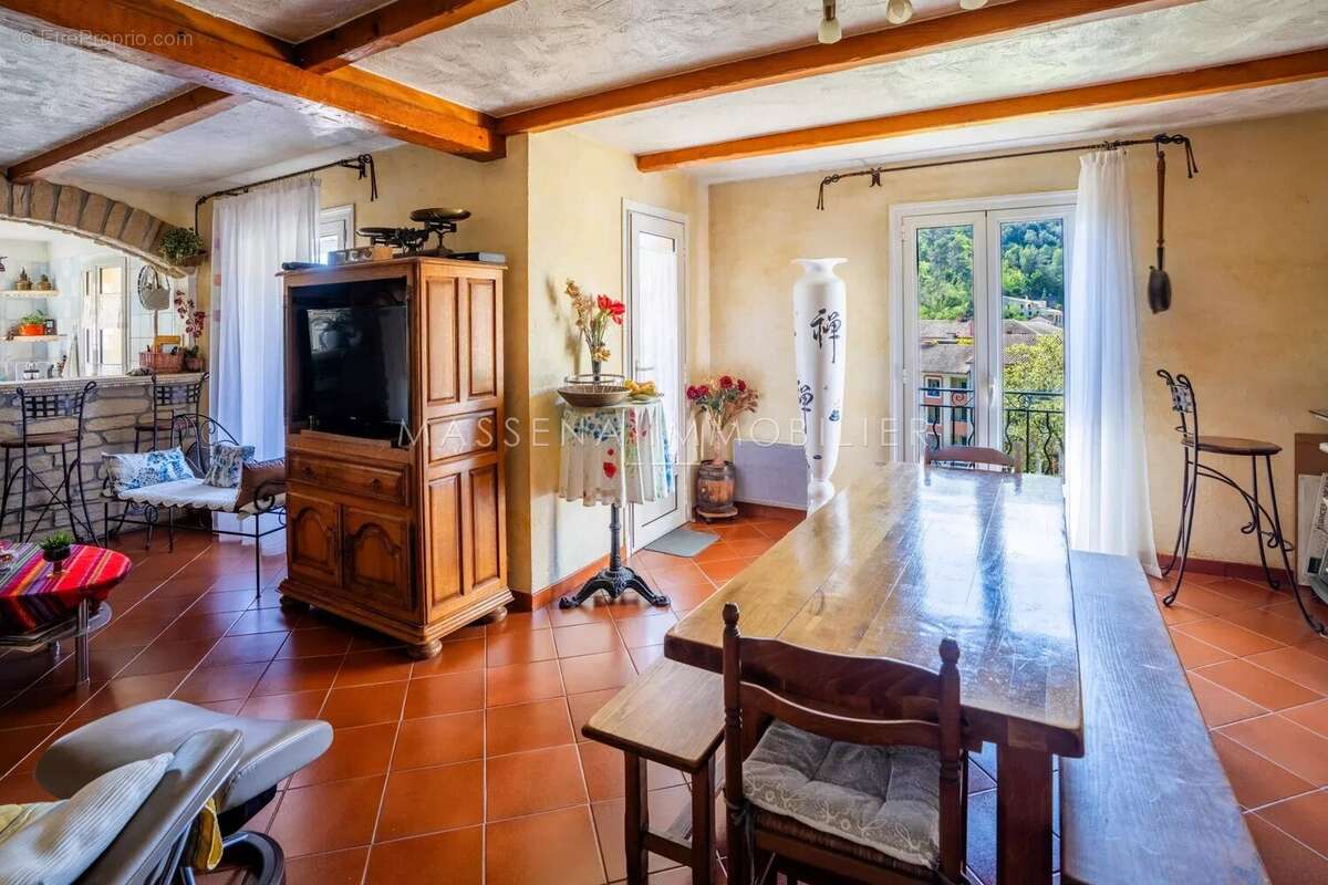 Maison à SAINT-ANDRE-DE-LA-ROCHE