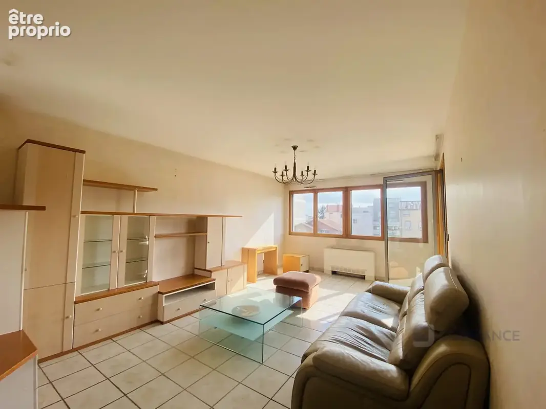 Appartement 70 m² à Villeurbanne  - photo 5