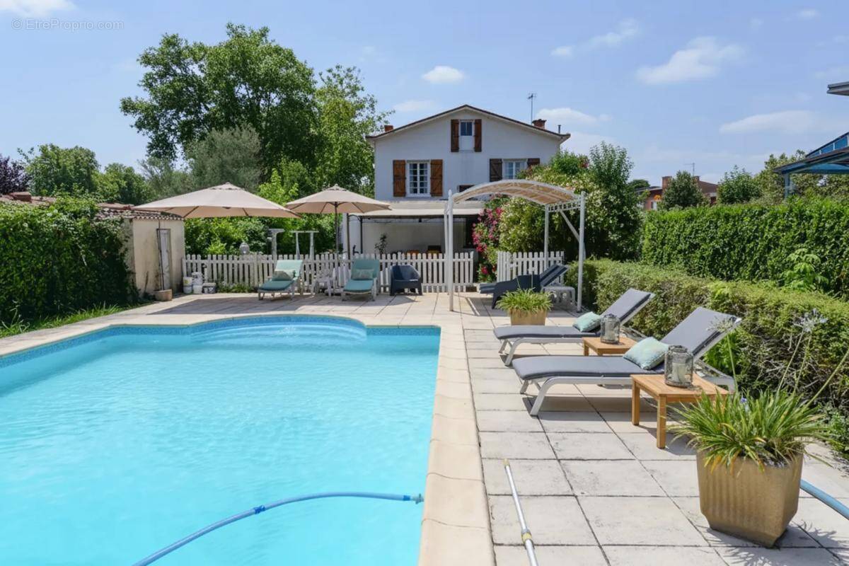 Maison à FENOUILLET