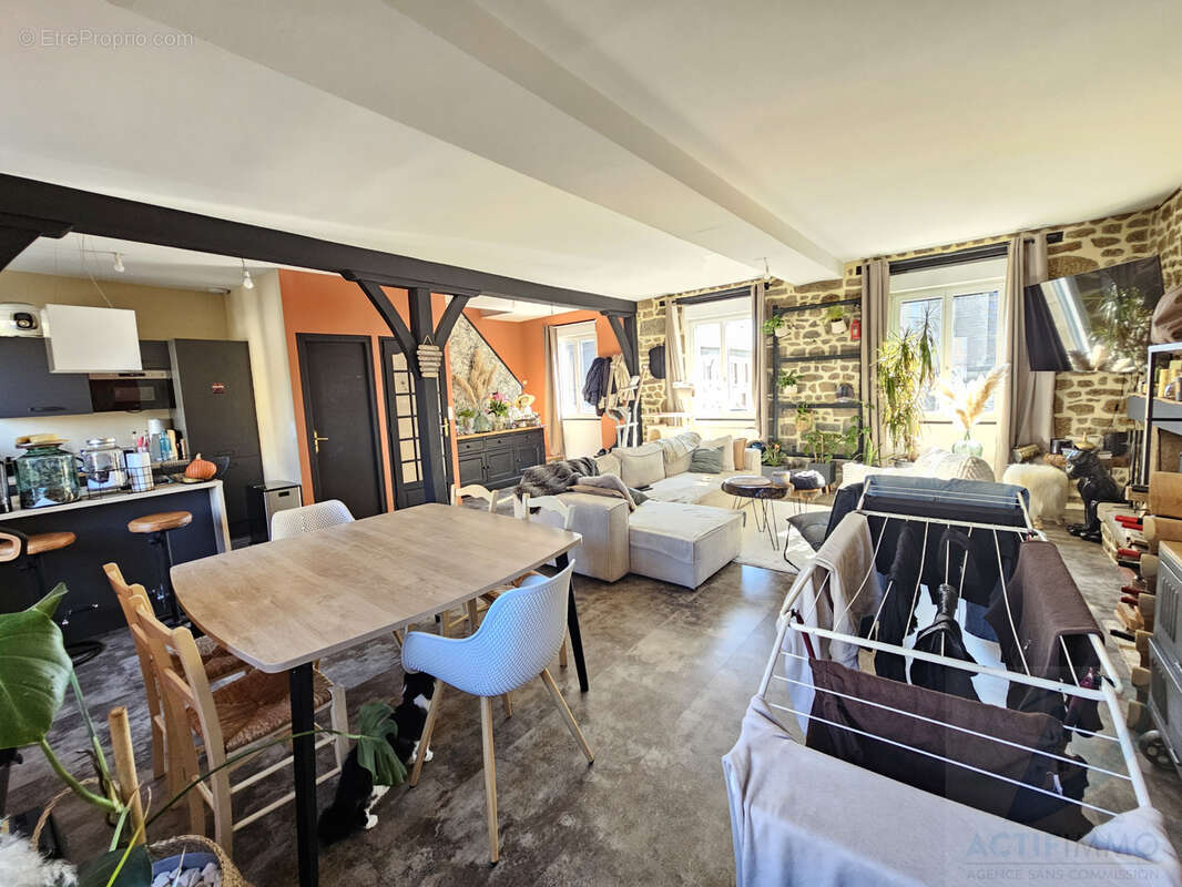 Appartement à BRIOUZE