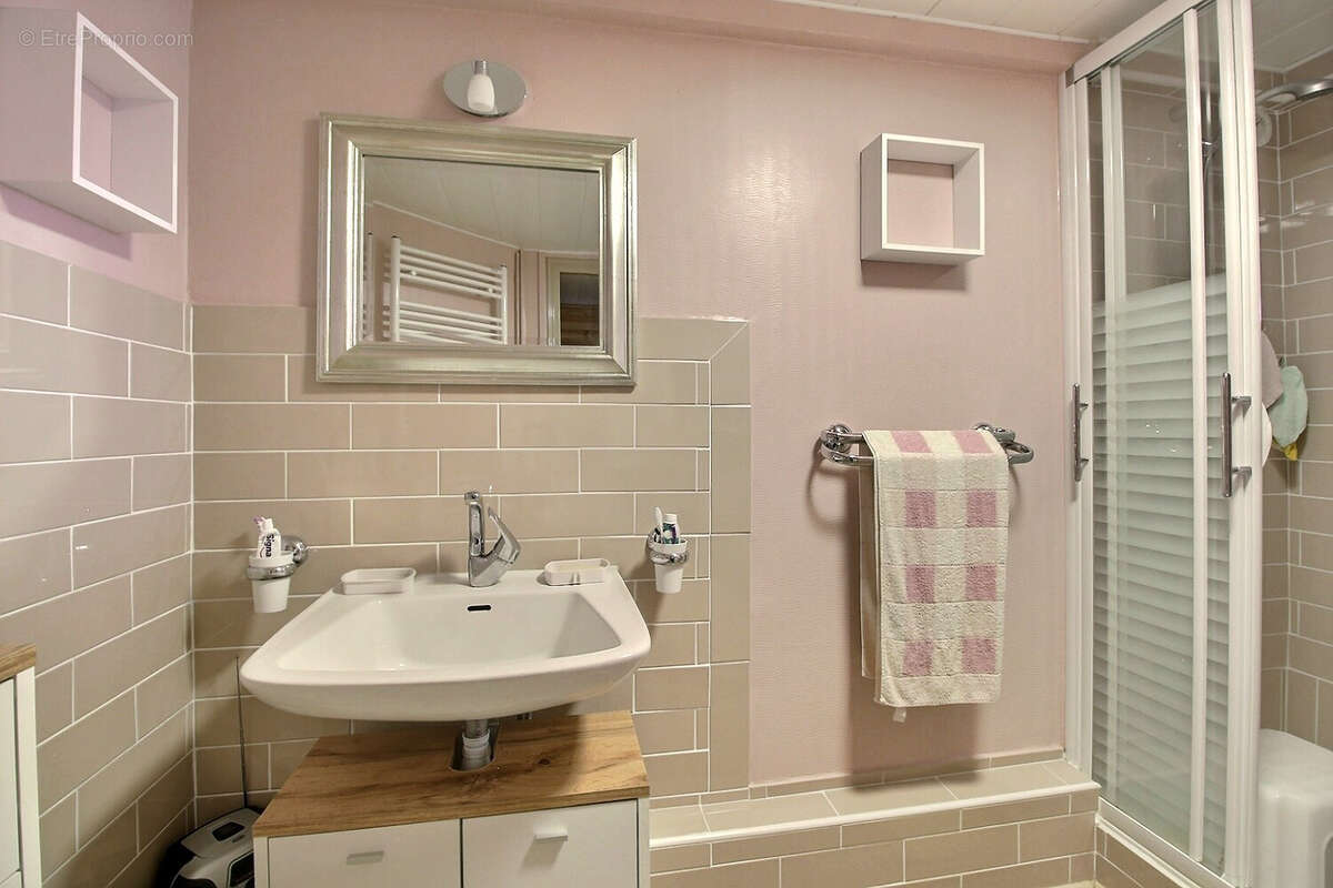 Maison à SAINT-YTHAIRE