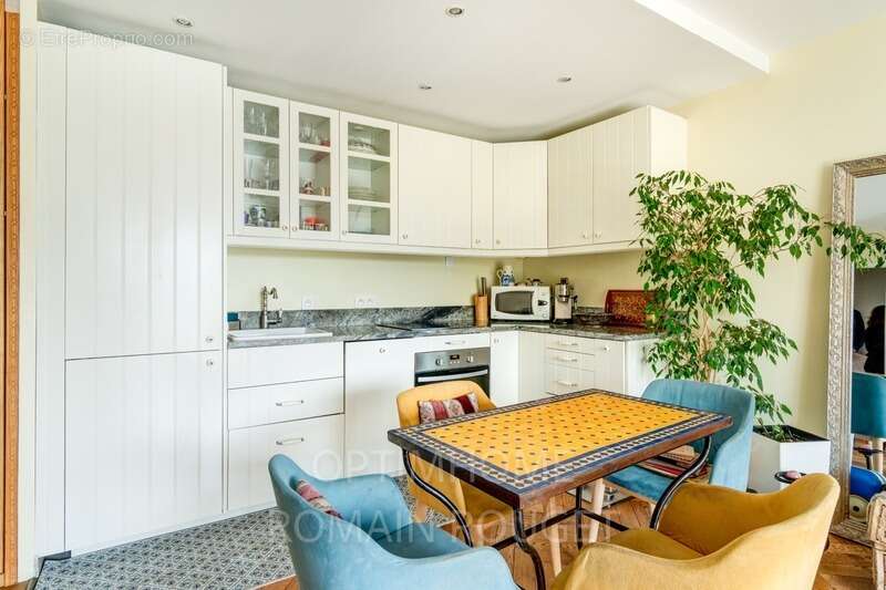 Appartement à NANTERRE