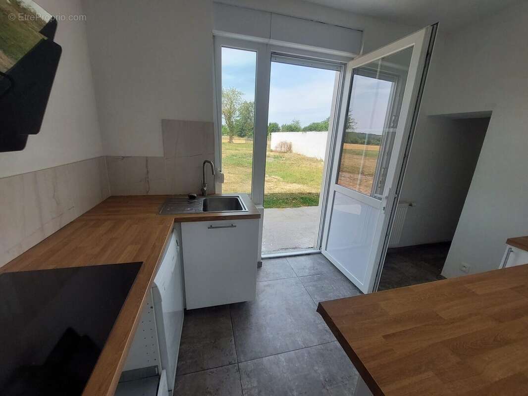 Maison 91 m² à Chocques  - photo 6