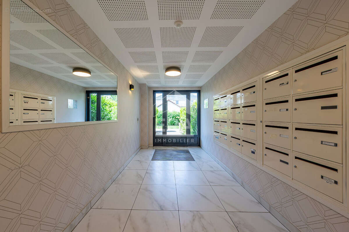 Appartement à MENNECY