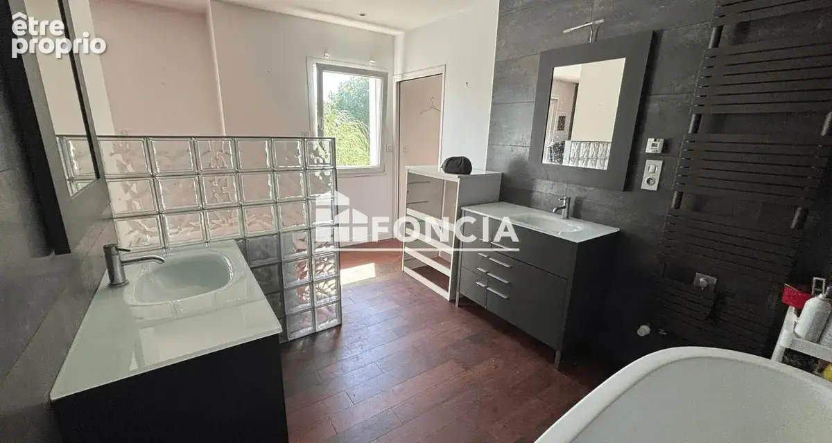 Maison de plain pied - piscine - 5 chambres - sans vis à vis - photo 7