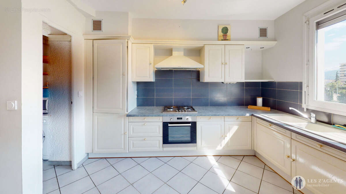 Appartement à ECHIROLLES