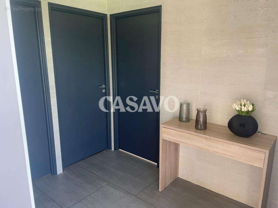 Maison à REVENTIN-VAUGRIS