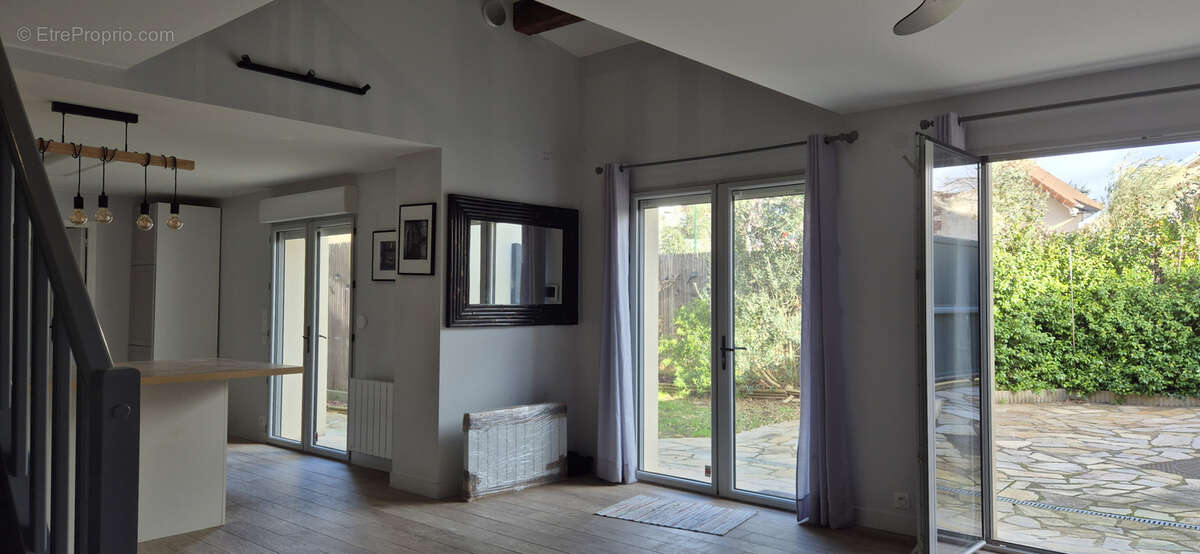 Maison à CROISSY-SUR-SEINE