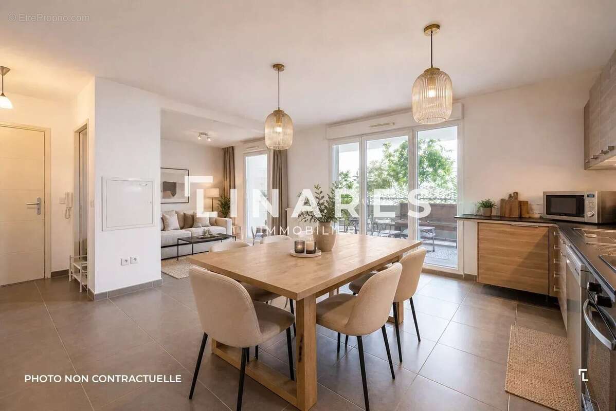 Appartement à MARSEILLE-8E
