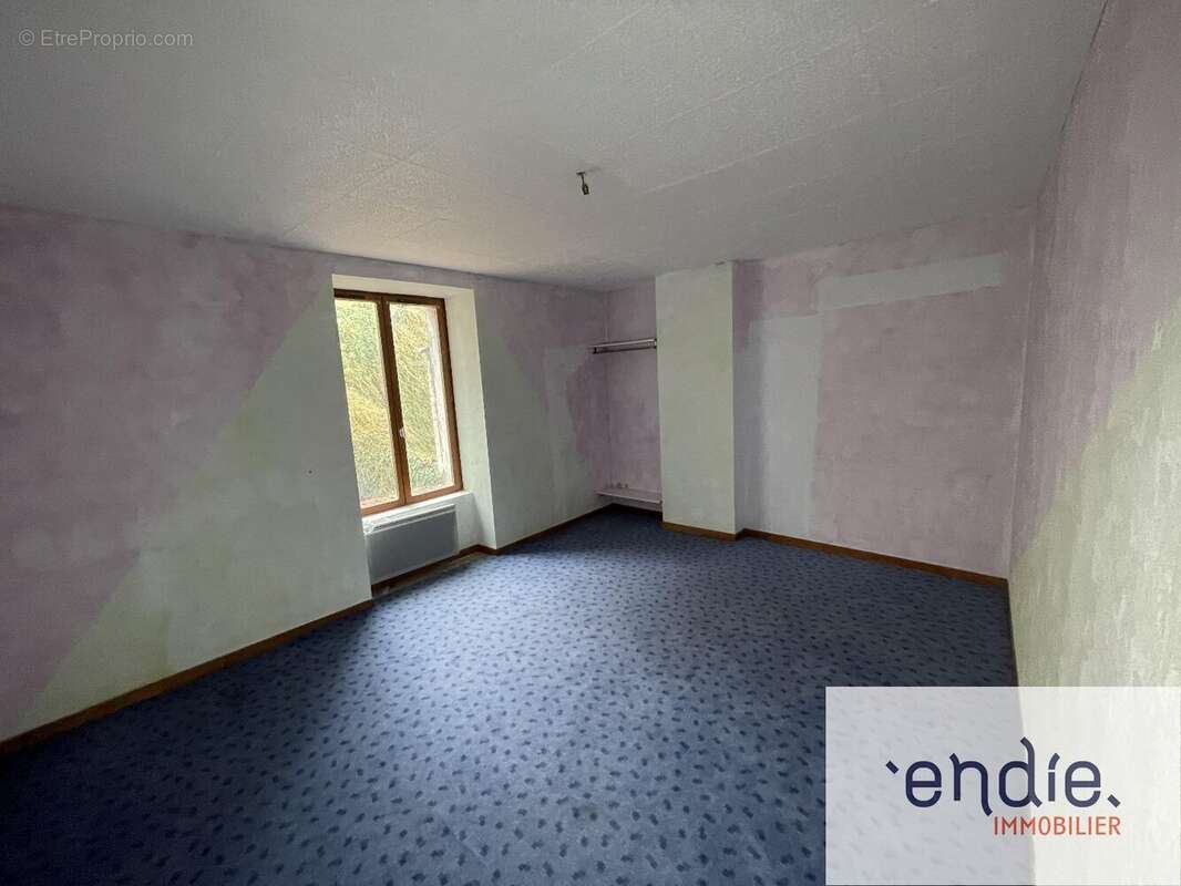 immeuble de 7 pièces de 179m² à Bourbonne Les Bains - photo 6