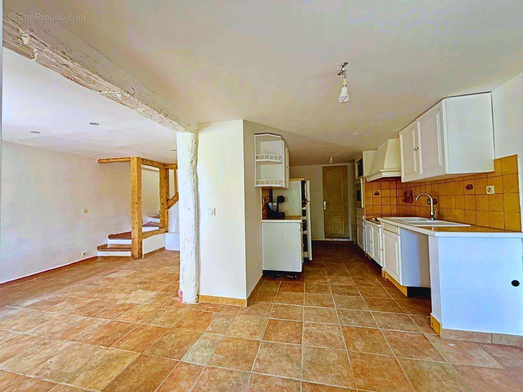 Maison 73 m² à Saint-Martin  - photo 3