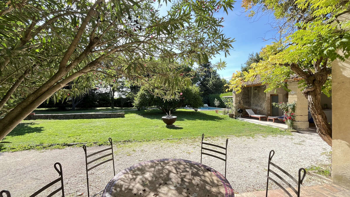 Maison à CHATEAUNEUF-DU-PAPE