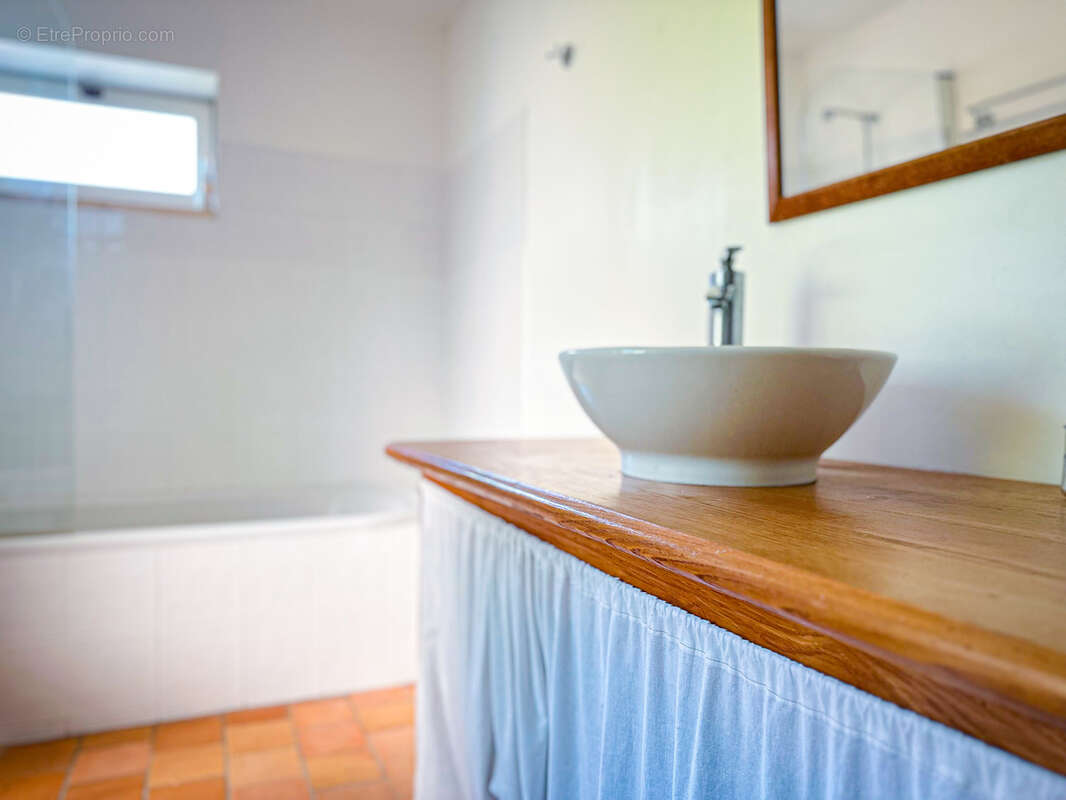 Maison à SAINT-GERMAIN-DU-SEUDRE