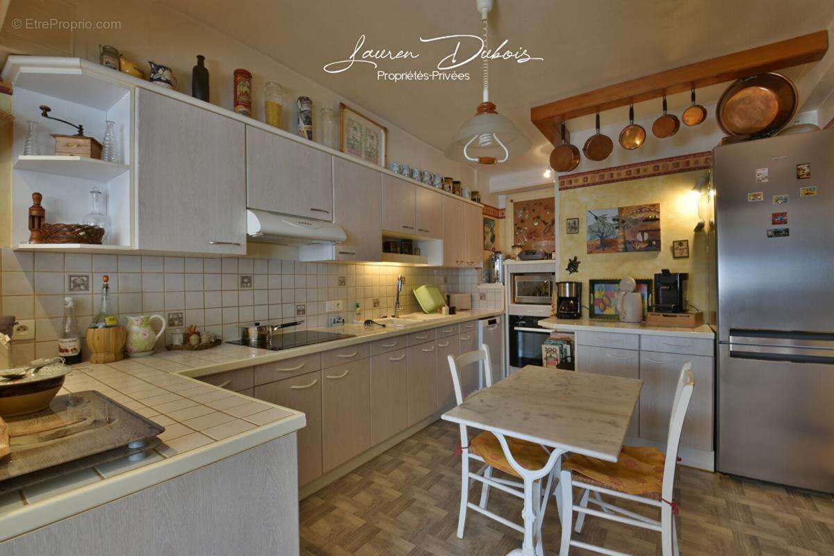 SERRES - Maison de village 206m² avec terrasse et garage - photo 4