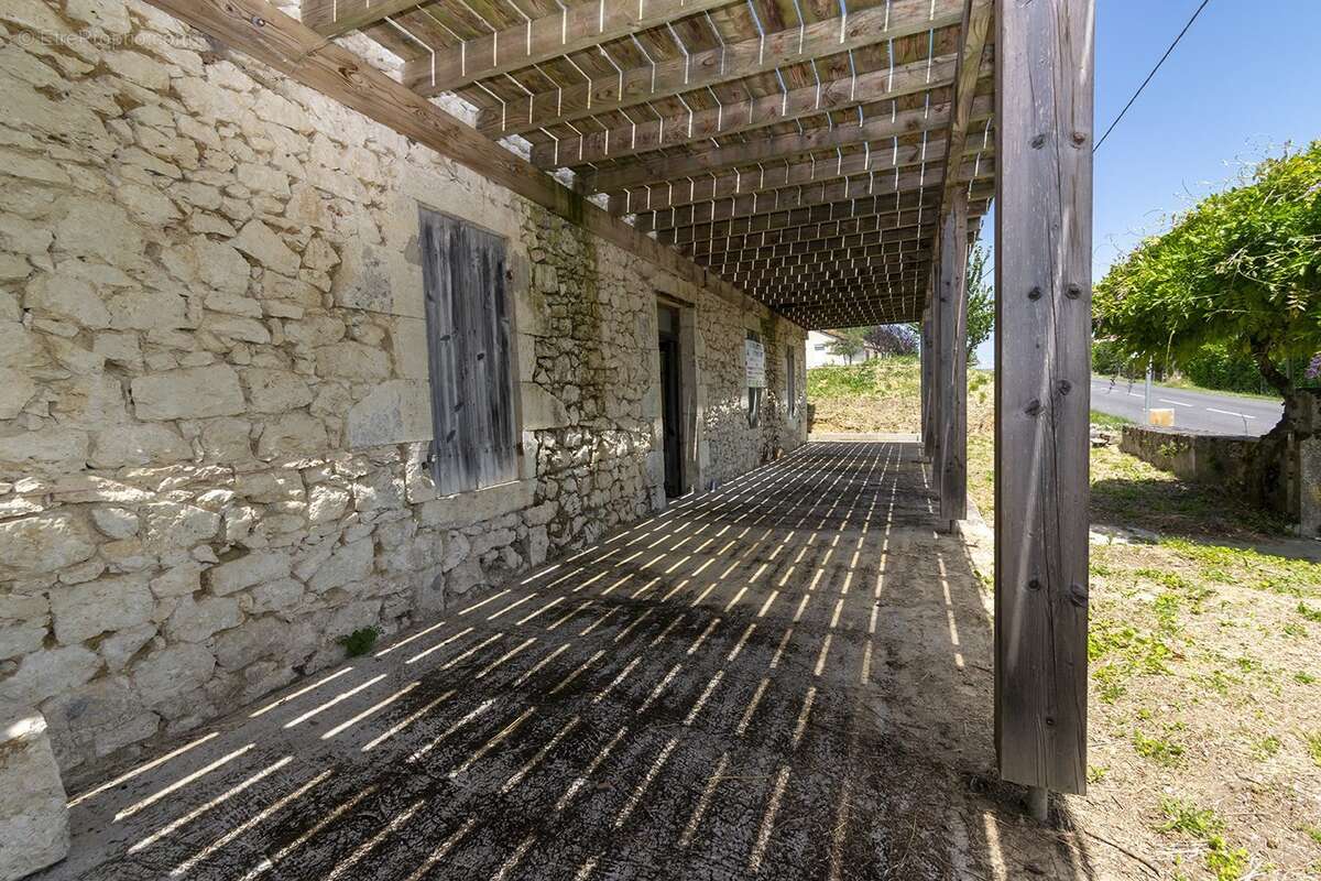 Maison à VILLENEUVE-DE-DURAS