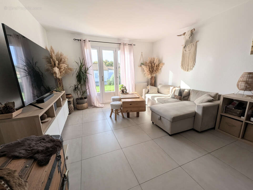 Maison à LA CHAPELLE-DES-POTS