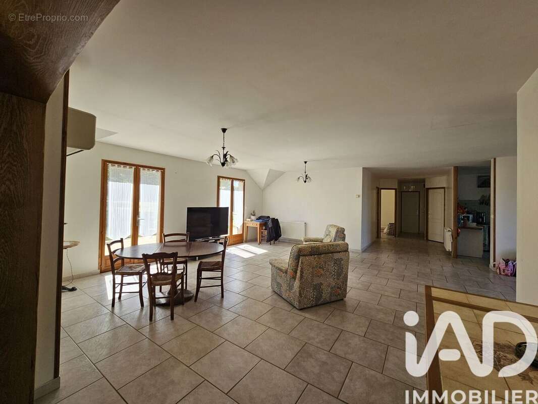 Maison 179 m² à Valigny  - photo 6