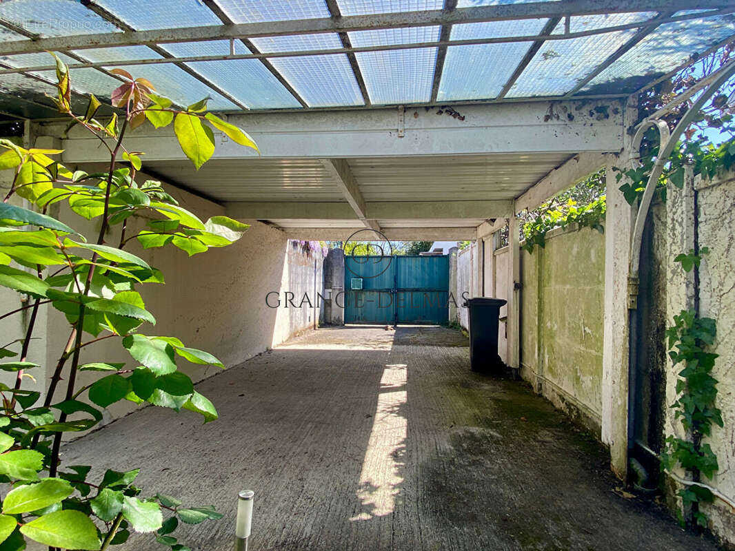 Maison à LE BOUSCAT