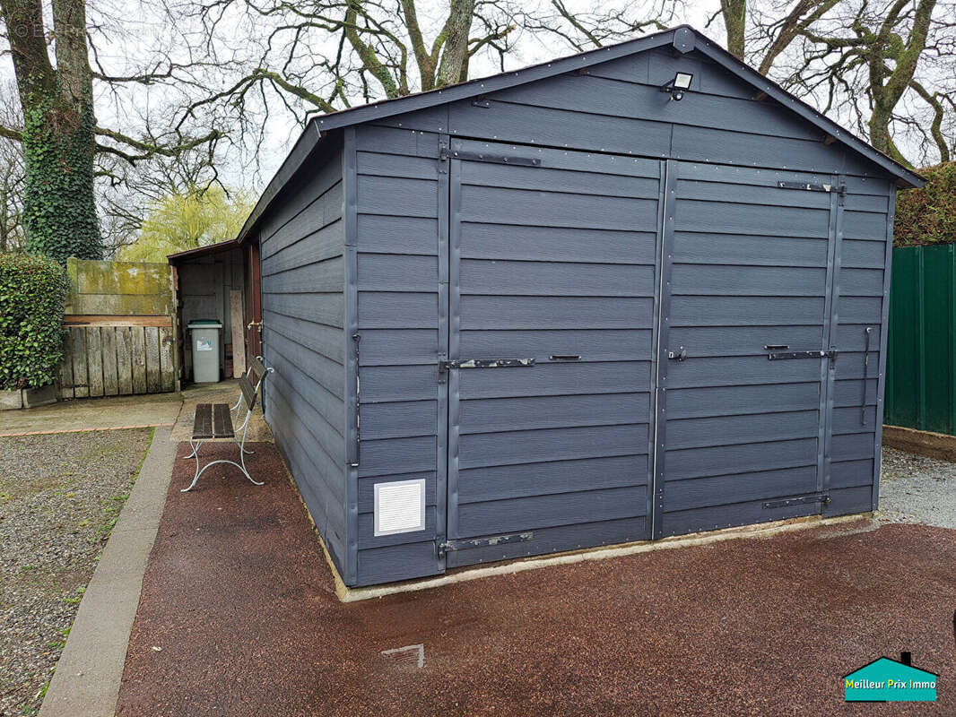 Maison à ROCHESERVIERE