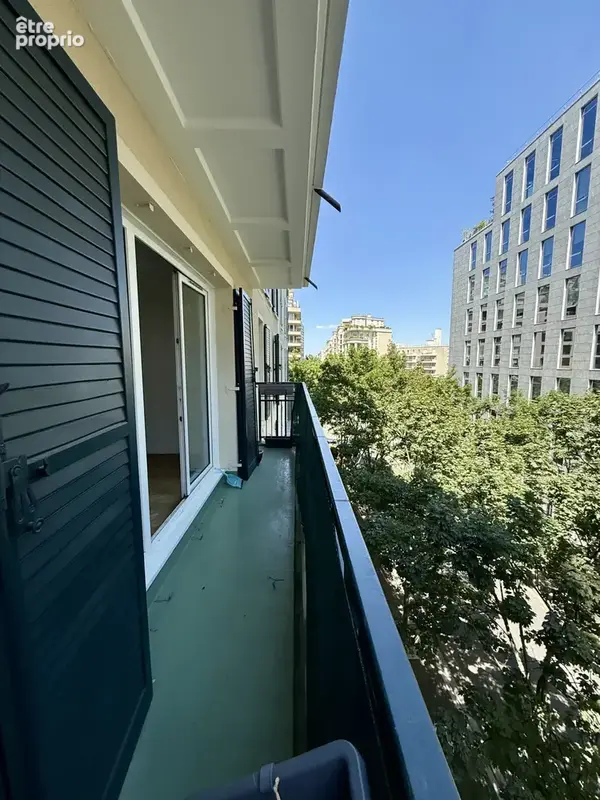 Appartement à COURBEVOIE
