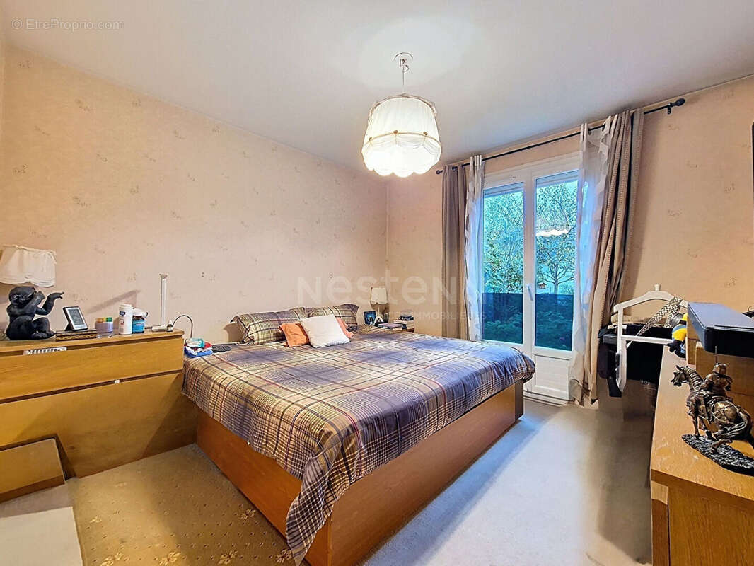 Appartement à LAMORLAYE