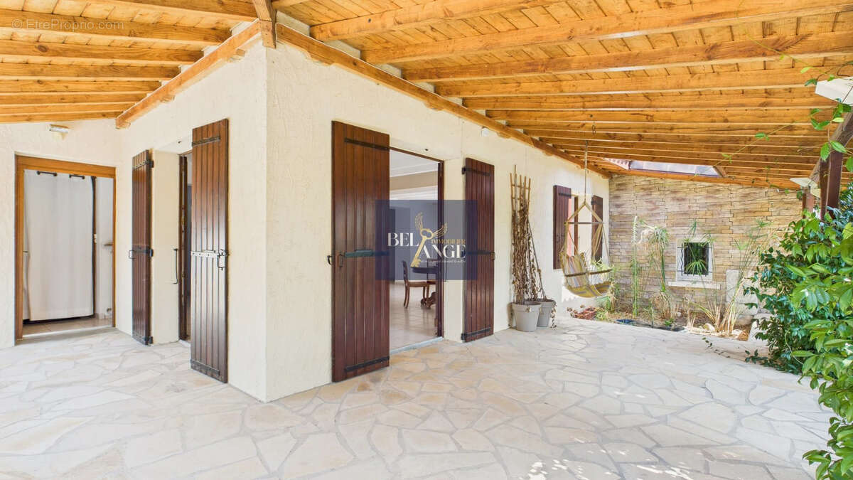 Maison à VALLON-PONT-D&#039;ARC