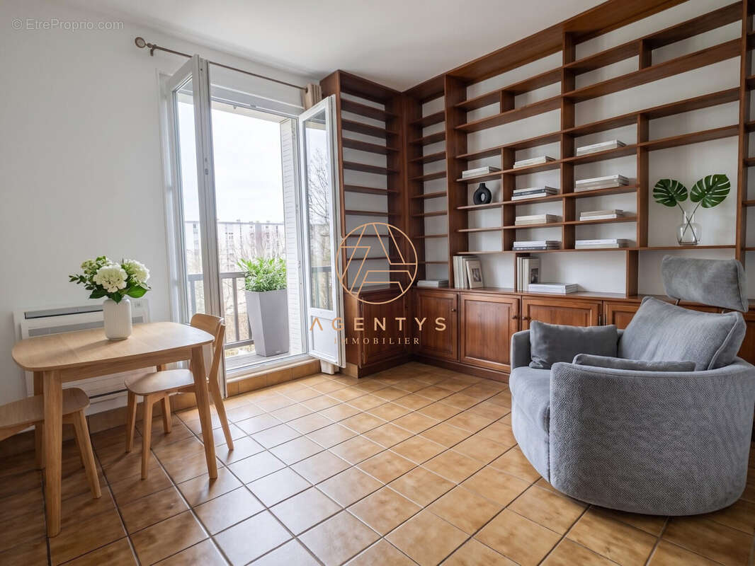 Appartement à LE PERREUX-SUR-MARNE