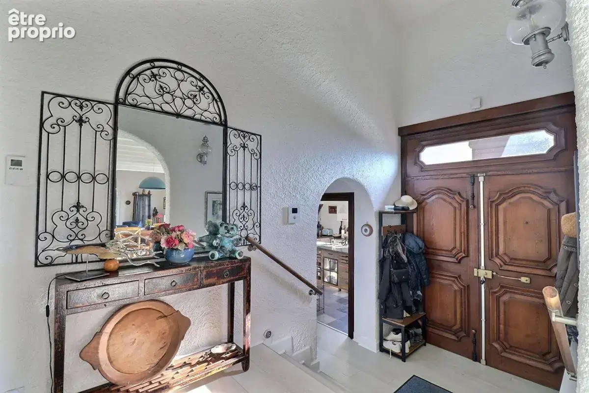 Maison d'architecte 8P 252 m² VALGELON-LA ROCHETTE (73110) - photo 4