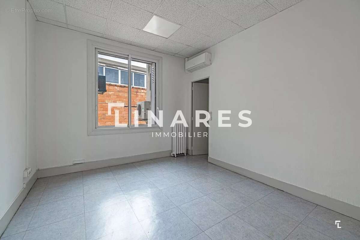 Commerce à MARSEILLE-14E