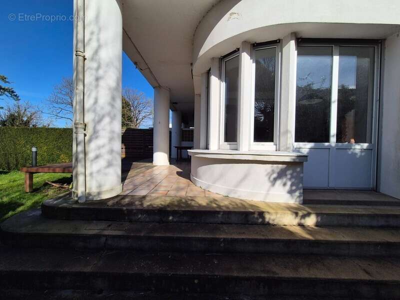 Maison à SAINT-SULPICE-DE-ROYAN