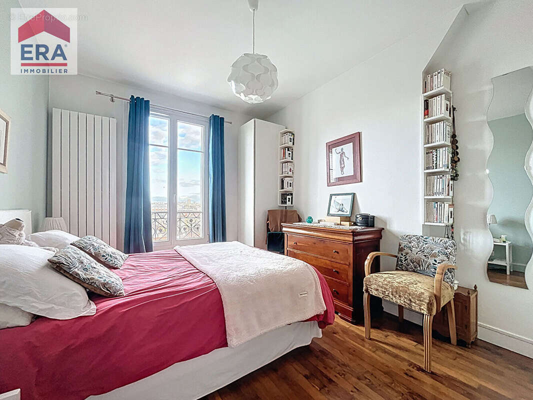 Appartement à IVRY-SUR-SEINE