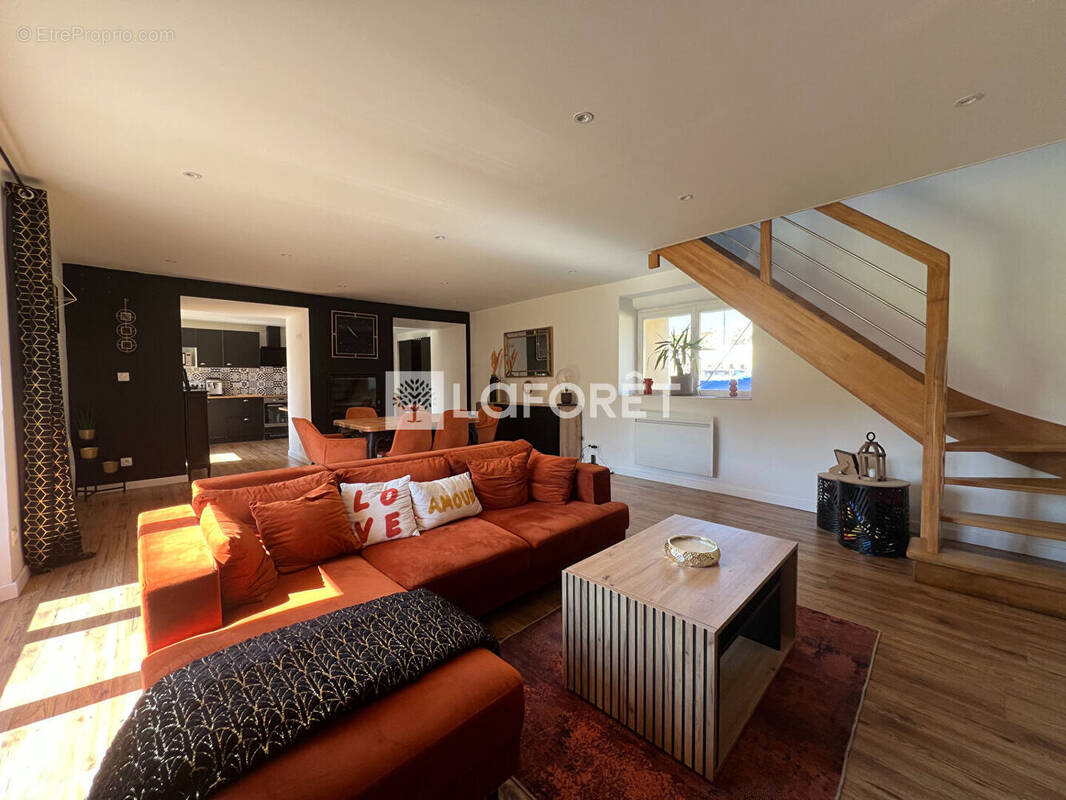 Maison à PLOUMAGOAR