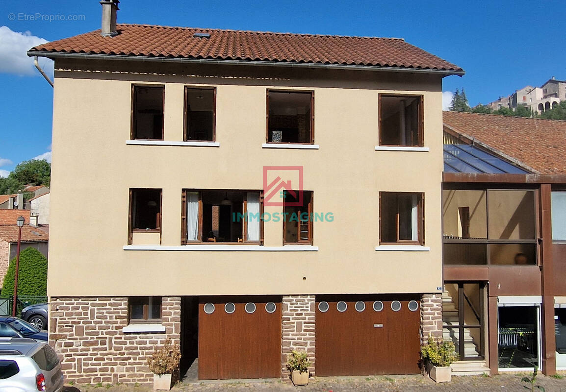 Maison à CAMARES