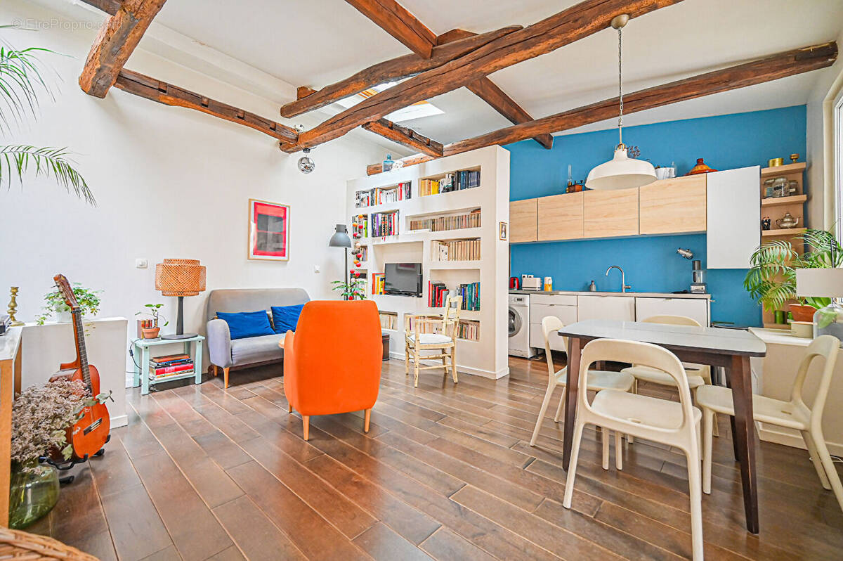 Appartement à PARIS-11E