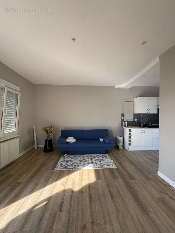 Maison à LE TRONCHET