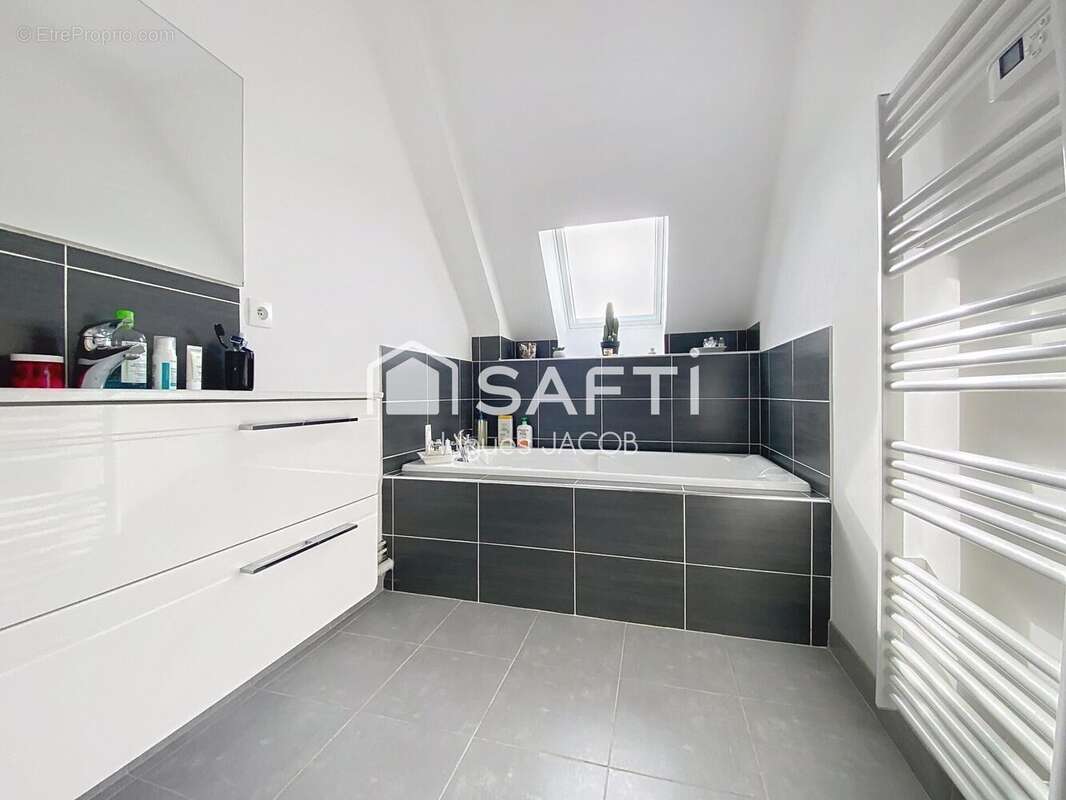 Photo 8 - Maison à VERSON