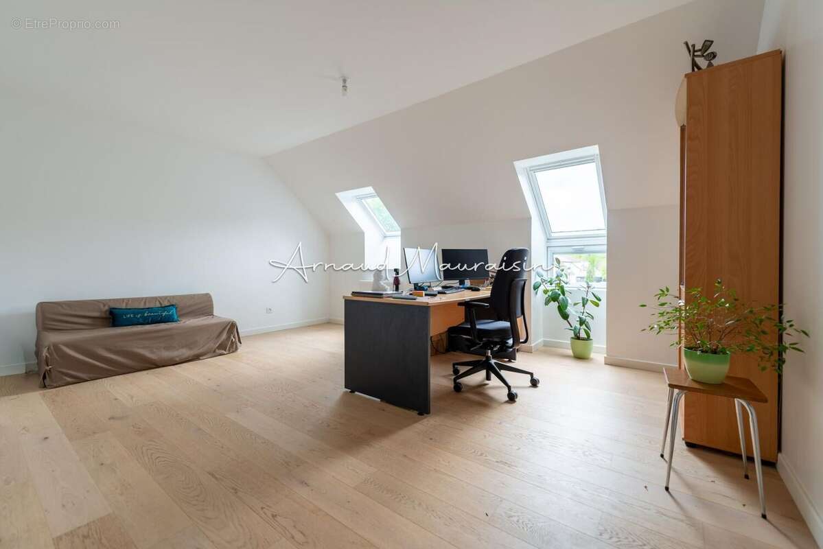 Photo 9 - Maison à LAMORLAYE