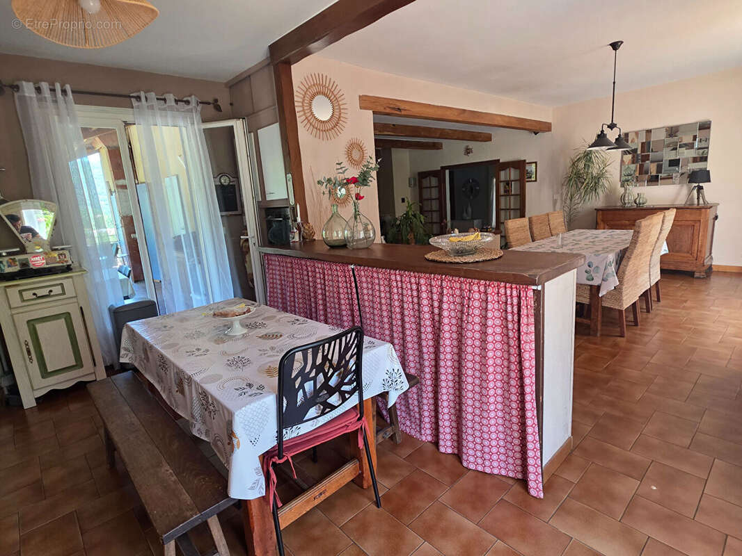 Grande maison familiale avec 6 chambres - photo 8