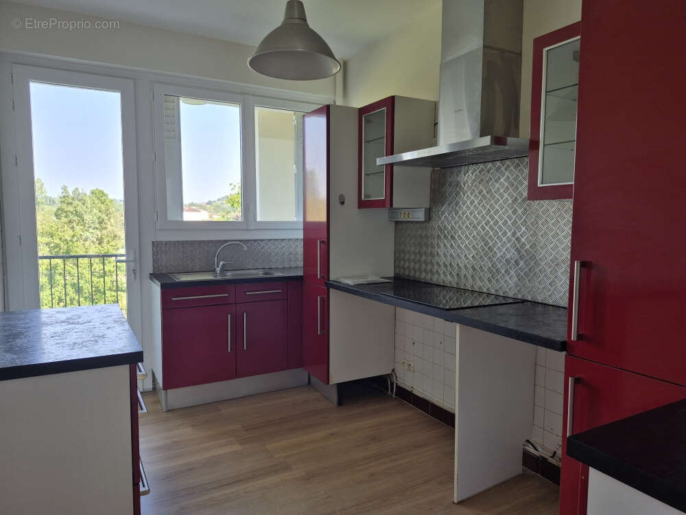 A Auch, à vendre appartement T3 avec balcons et garage - photo 10