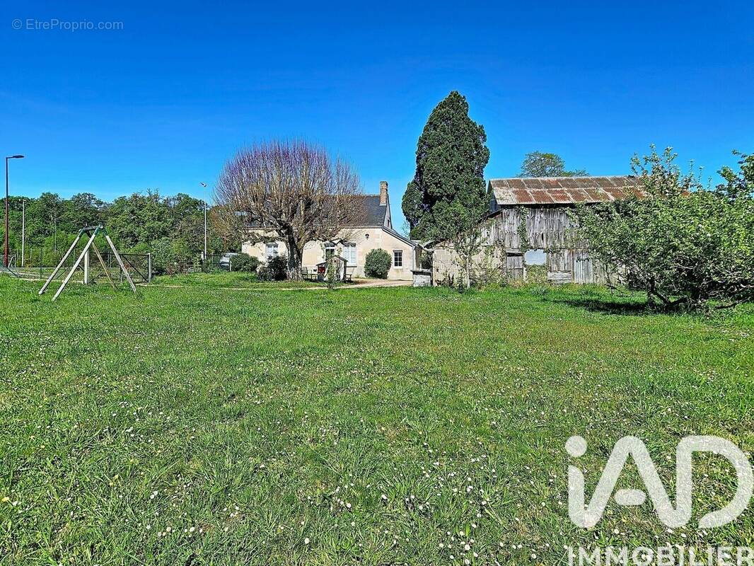 Photo 1 - Maison à AMBILLOU