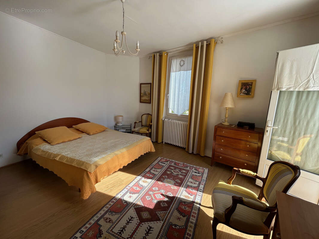 Maison à LAVARDAC
