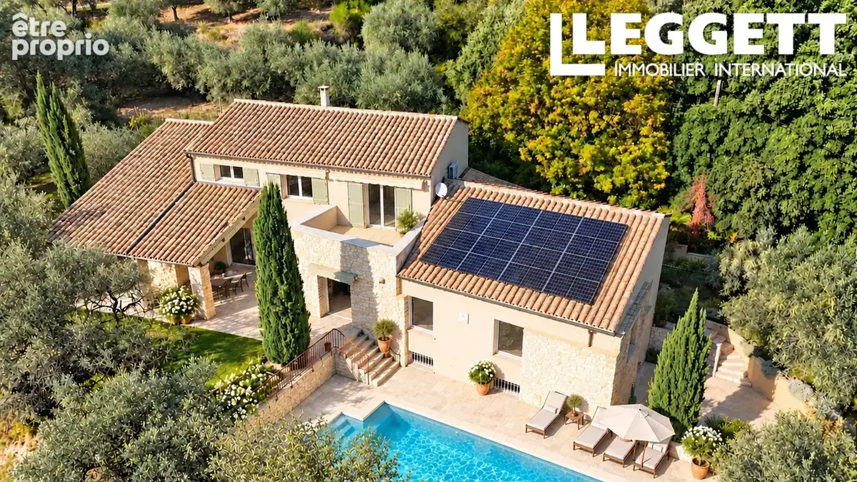 HAUTEURS DE NYONS – Villa de standing de 292 m² avec piscine, 4 suites parentales et vue dégagée vers le sud - photo 1