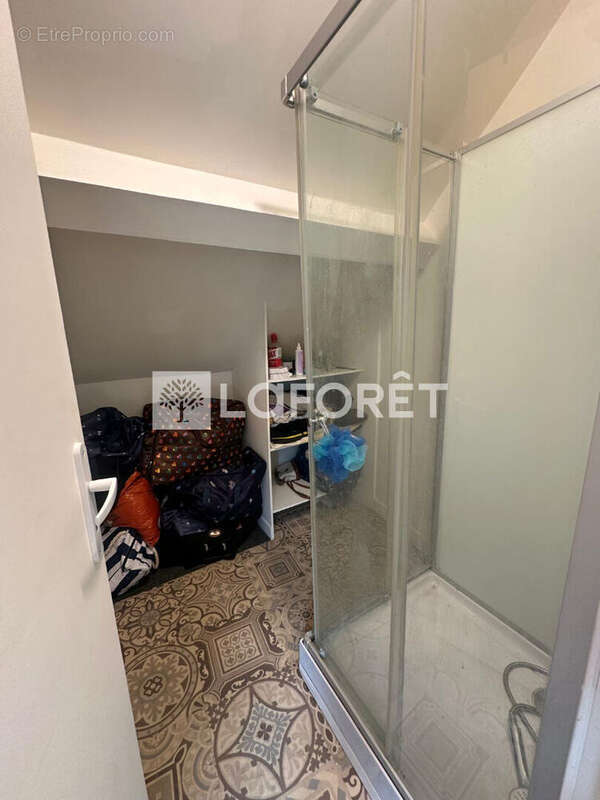 Appartement à MERU