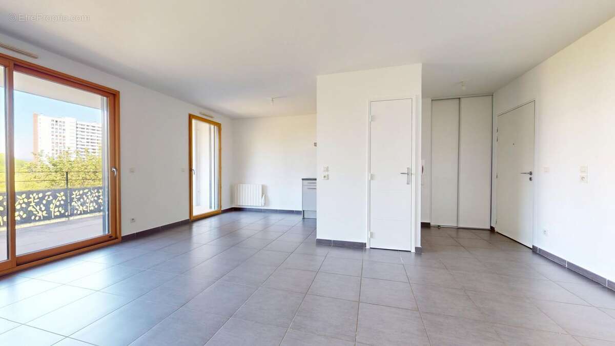 Appartement à LYON-5E