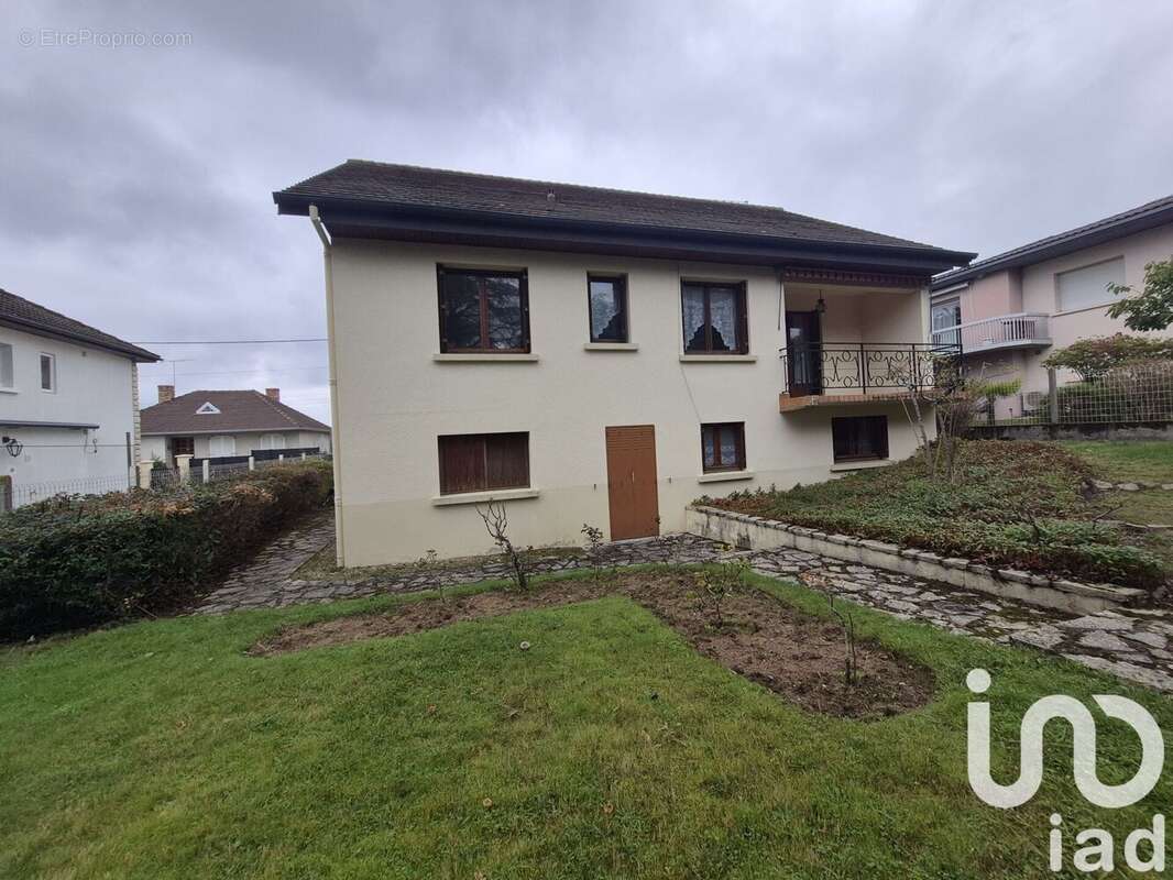 Photo 2 - Maison à MONTLUCON