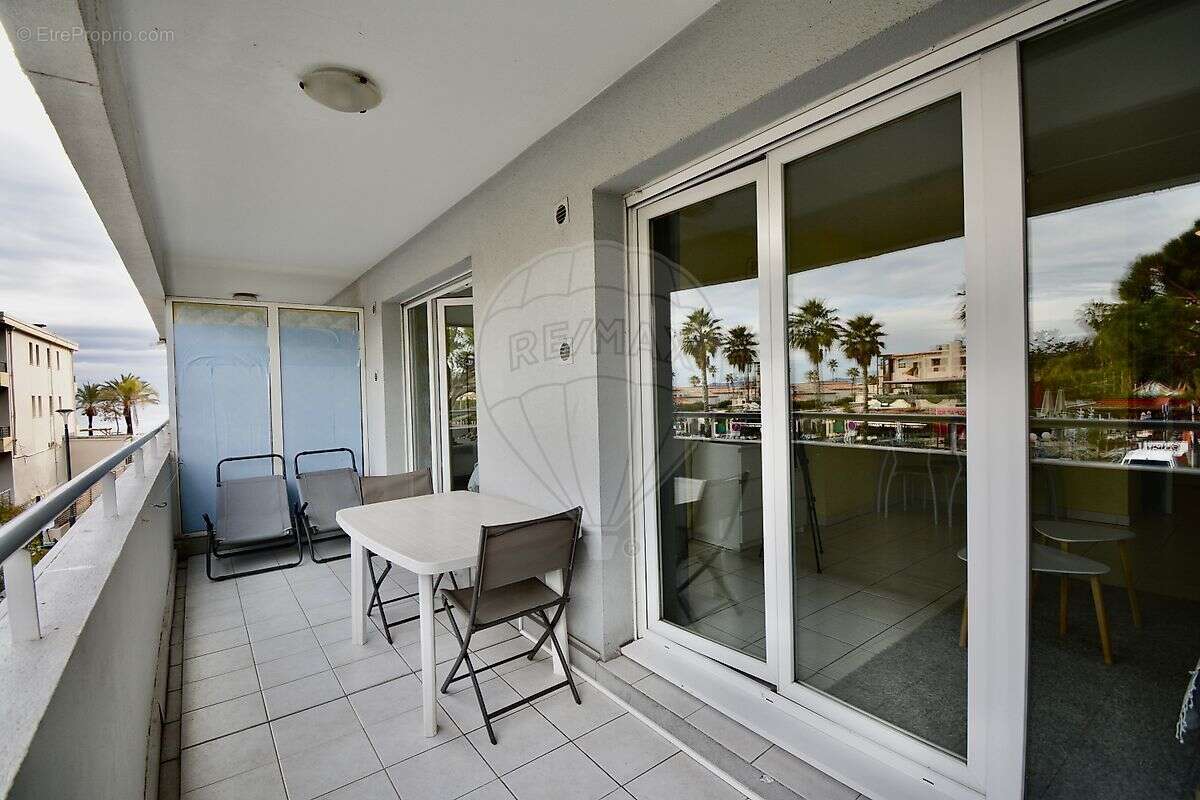 Appartement à VILLENEUVE-LOUBET