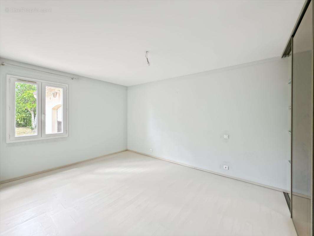 Coulounieix-Chamiers – Belle maison de plain-pied avec grand terrain - photo 8