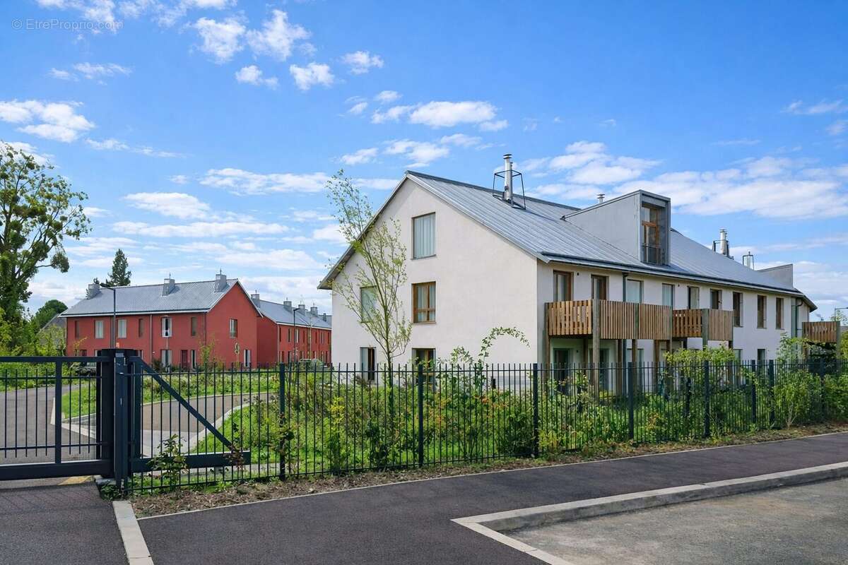 Appartement à SERRIS